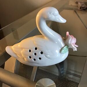 Vintage Swan Potpourri Ceramic Figurine